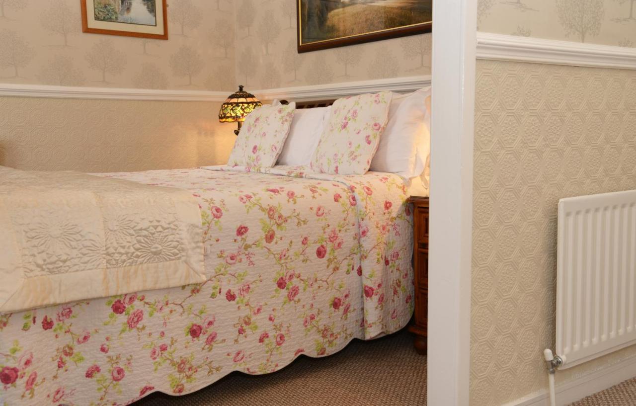 Bed and Breakfast The Cumberland Llandudno Esterno foto
