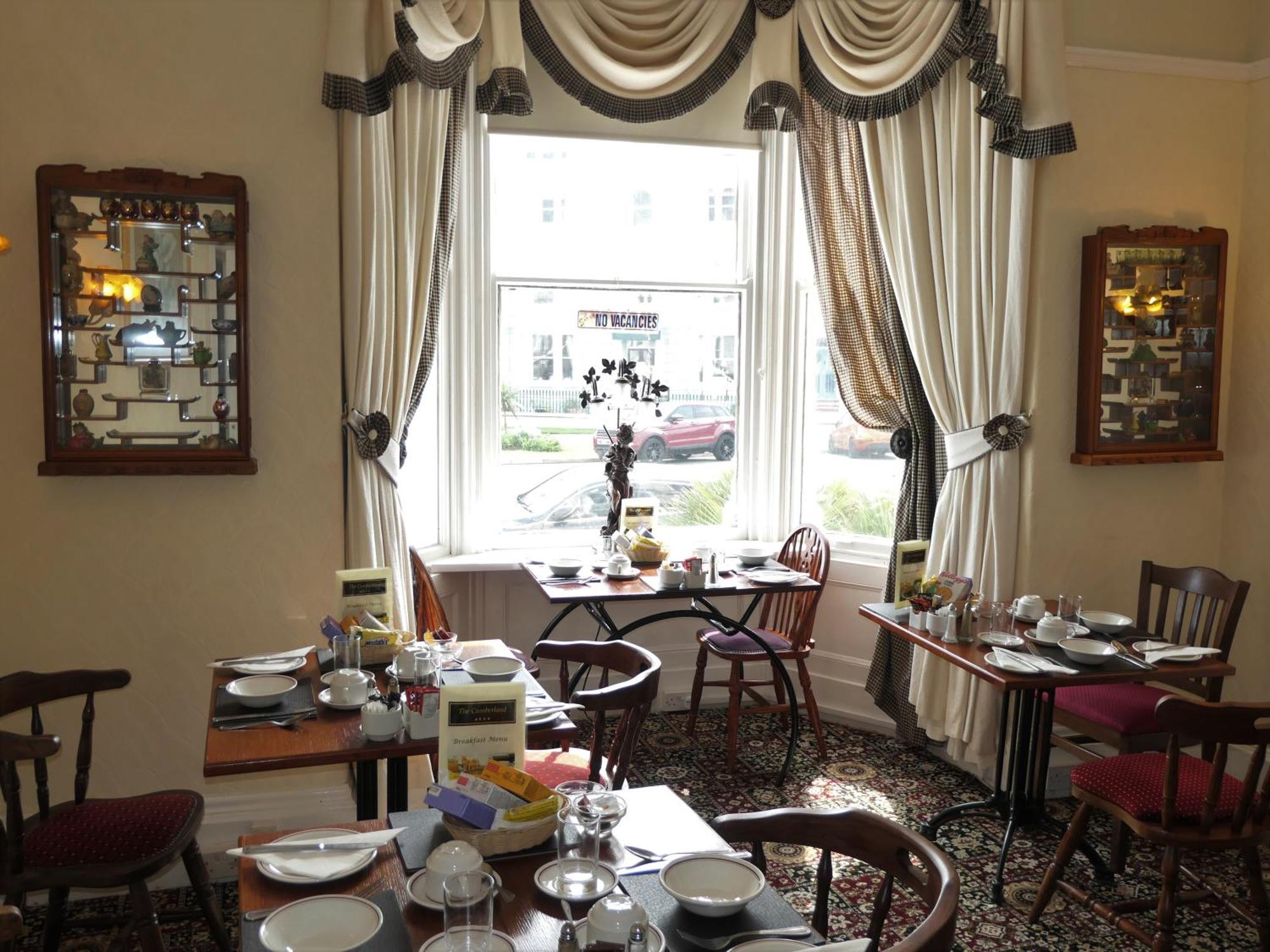 Bed and Breakfast The Cumberland Llandudno Esterno foto